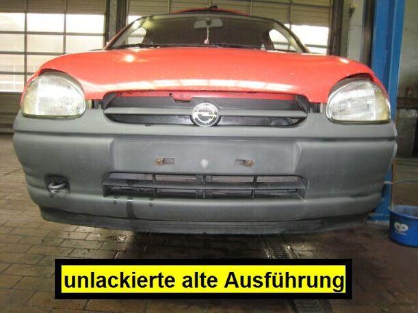 Foto: STOßFÄNGER / STOßSTANGE VORNE eines Opel Corsa EX