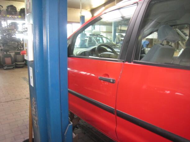 Foto: TÜR VORN LINKS eines Ford Galaxy 16V