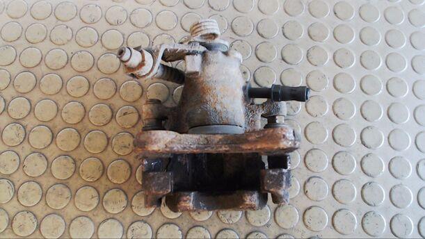 Foto: BREMSSATTEL HINTEN LINKS eines Ford Galaxy 16V
