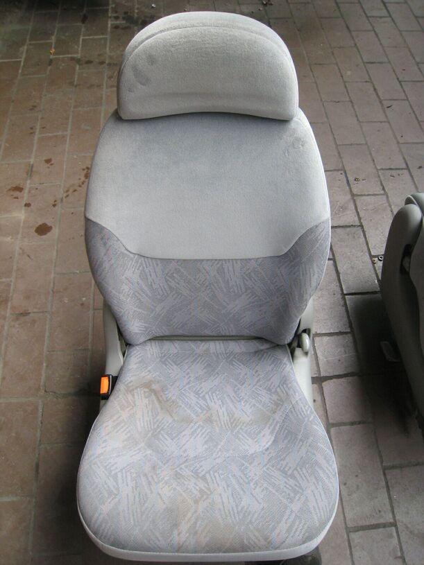 Foto: SITZ 3. REIHE LINKS eines Ford Galaxy 16V