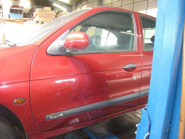 Foto: TÜR VORN LINKS (4/5-TÜRER) eines Renault Megane 1.6e