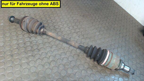 Foto: ANTRIEBSWELLE LINKS eines Toyota Yaris 1.0 CD
