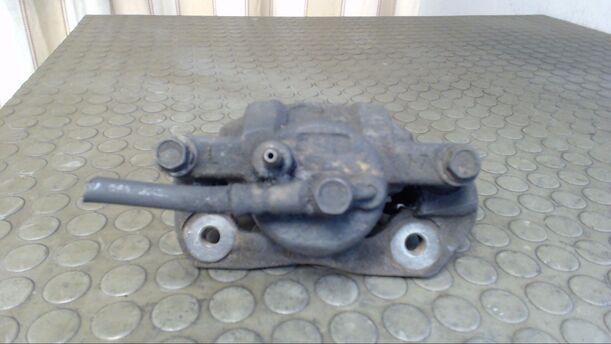 Foto: BREMSSATTEL VORN LINKS eines Toyota Yaris 1.0 CD