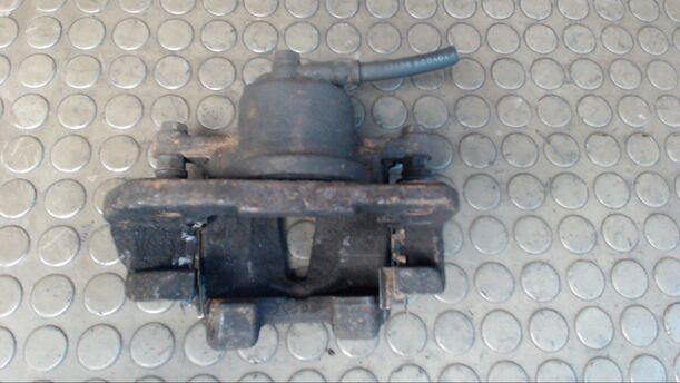 Foto: BREMSSATTEL VORN RECHTS eines Toyota Yaris 1.0 CD