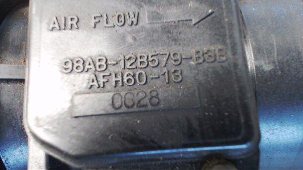 Foto: LUFTMASSENMESSER eines Ford Mondeo Turnier 16V CD