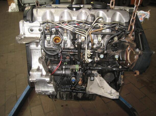 Foto: MOTOR 1J eines Volvo S80 2.5 D