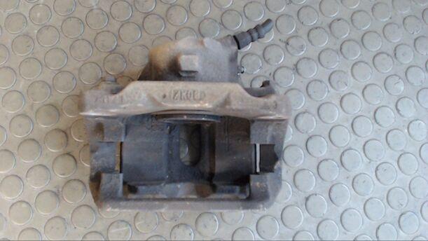 Foto: BREMSSATTEL VORN RECHTS eines Renault Safrane 2.5 20V Top