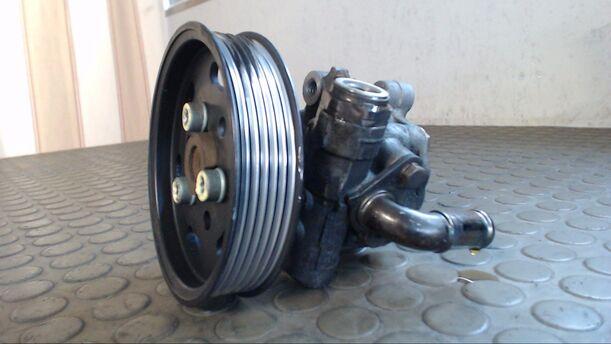 Foto: PUMPE SERVOLENKUNG eines Skoda Octavia 1.9 TDI