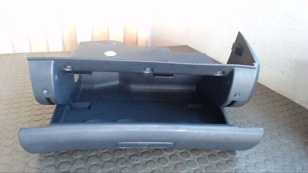 Foto: HANDSCHUHFACH eines Skoda Octavia 1.9 TDI Classic