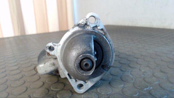 Foto: ANLASSER / STARTER BOSCH eines BMW 520i 24V