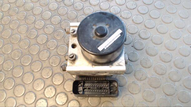 Foto: HAUPTBREMSAGGREGAT ABS eines Opel Zafira 1.9 CDTI