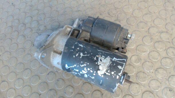 Foto: ANLASSER / STARTER BOSCH eines Opel Astra Caravan CD
