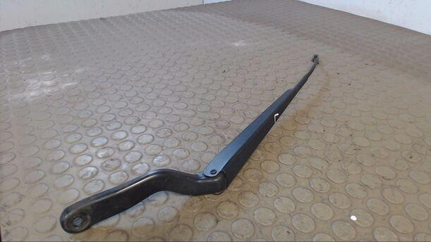 Foto: SCHEIBENWISCHERARM LINKS eines Ford Fiesta 1.4 CD