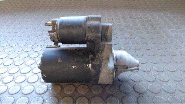 Foto: ANLASSER / STARTER BOSCH eines Opel Corsa 12V 1.3I