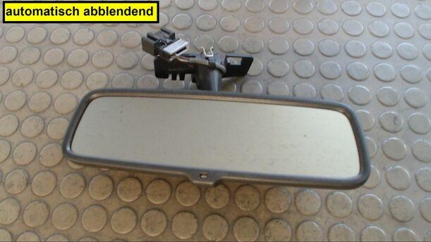 Foto: INNENSPIEGEL eines Opel Corsa 1.8 16V