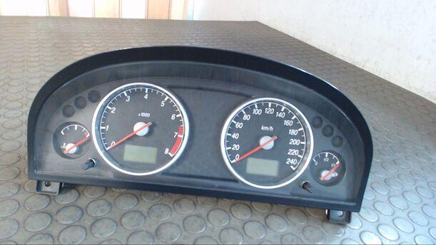 Foto: TACHOEINHEIT eines Ford Mondeo 2.0  Turnier Futura