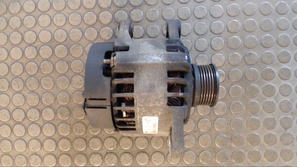Foto: LICHTMASCHINE eines Fiat Punto 1.9 JTD GT