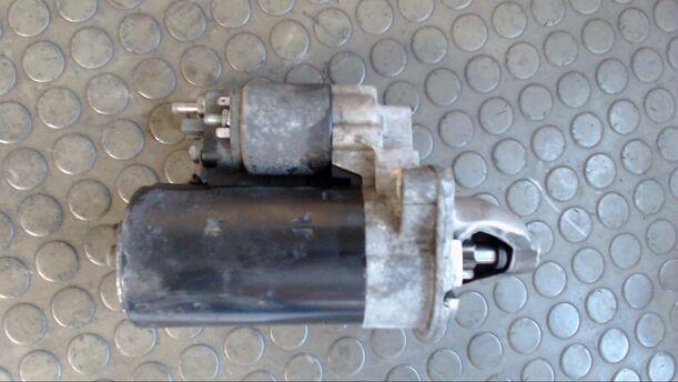 Foto: ANLASSER / STARTER BOSCH eines BMW 523i touring CD