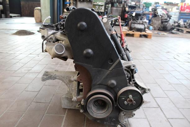 Foto: MOTOR 1F eines Seat Toledo 1.6i Anfora