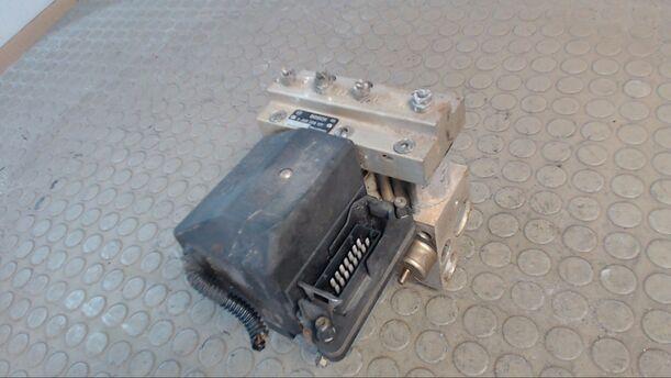 Foto: HAUPTBREMSAGGREGAT ABS eines Opel Vectra Eco