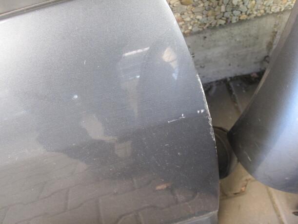 Foto: TÜR VORN  RECHTS (Facelift) eines VW Passat Variant 1.8 CD