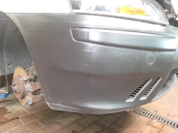 Foto: STOßFÄNGER / STOßSTANGE VORNE eines Fiat Punto 1.9 JTD 9U71Y2