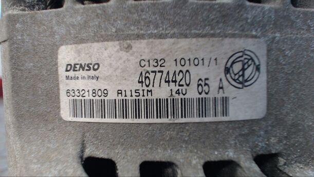 Foto: LICHTMASCHINE eines Fiat Punto 1.9 JTD 9U71Y2