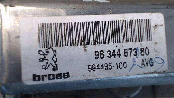Foto: FENSTERHEBER ELEKTR VORN RECHTS  (4/5-TÜRER) eines Peugeot 307 75