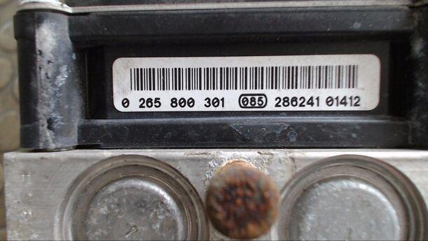 Foto: HAUPTBREMSAGGREGAT ABS eines Peugeot 307 75