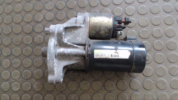 Foto: ANLASSER / STARTER VALEO eines Peugeot 307 75