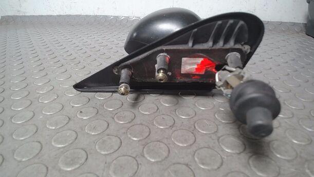 Foto: AUSSENSPIEGEL MECH. INNENVERSTELLB LINKS eines VW Caddy Pickup 9U71Y2