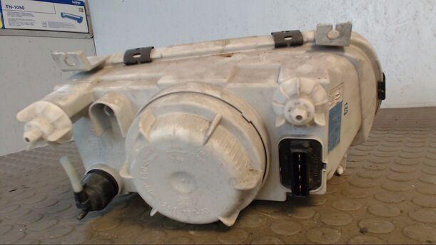 Foto: SCHEINWERFER LINKS eines VW Caddy Pickup 9U71Y2