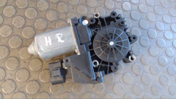 Foto: MOTOR FENSTERHEBER HINTEN RECHTS eines Audi A6 2.4