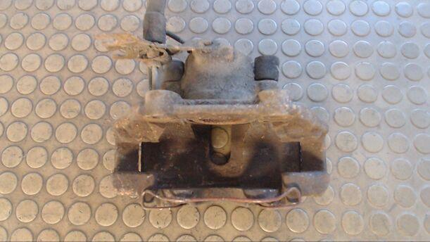 Foto: BREMSSATTEL VORNE RECHTS eines Audi A6 2.4