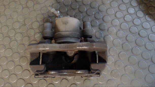 Foto: BREMSSATTEL VORN LINKS eines Volvo V50 1.8