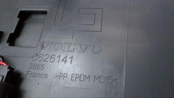 Foto: HANDSCHUHFACH eines Volvo V50 1.8
