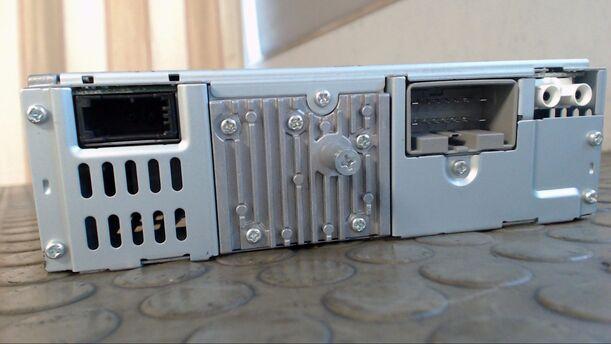 Foto: RADIO / CD PLAYER eines Volvo V50 1.8