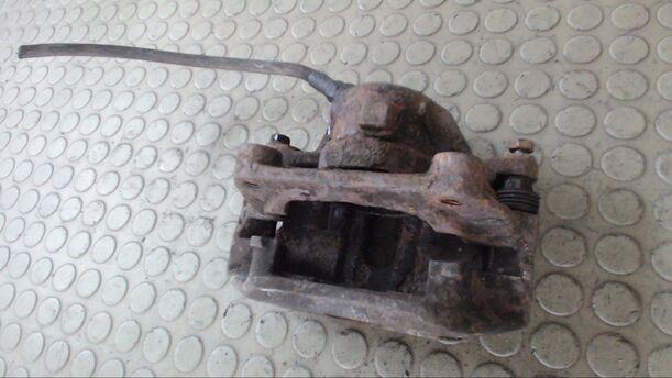Foto: BREMSSATTEL VORN RECHTS eines Mercedes-Benz 200