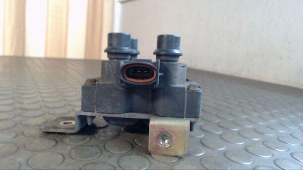 Foto: ZÜNDSPULE eines Mazda 626 1.9