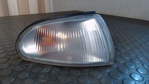Foto: BLINKER VORN RECHTS eines Mitsubishi Lancer