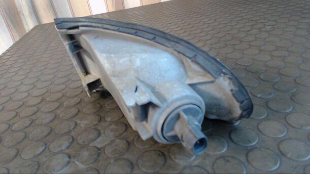 Foto: BLINKER VORN RECHTS eines Mitsubishi Lancer