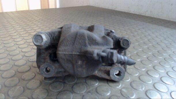 Foto: BREMSSATTEL VORN RECHTS eines Mitsubishi Lancer