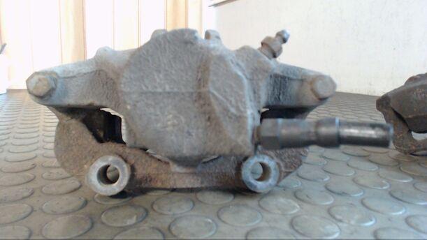 Foto: BREMSSATTEL VORN LINKS eines Audi 80