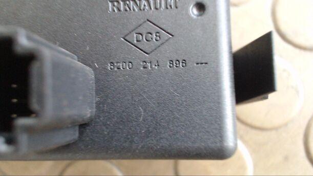 Foto: SCHALTER WARNBLINKANLAGE eines Renault Modus 1.2 16V