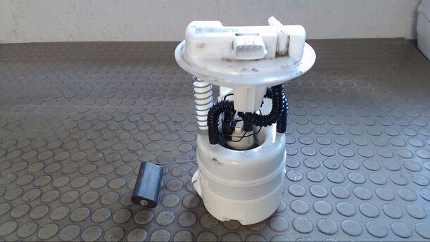 Foto: KRAFTSTOFFPUMPE eines Renault Modus 1.2 16V