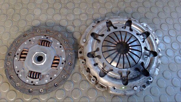 Foto: KUPPLUNG eines Fiat Punto 60