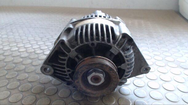 Foto: LICHTMASCHINE eines Renault Megane 1.6