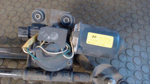 Foto: SCHEIBENWISCHERMOTOR VORN (ALTE AUSFÜHRUNG) eines Hyundai Getz 1.3