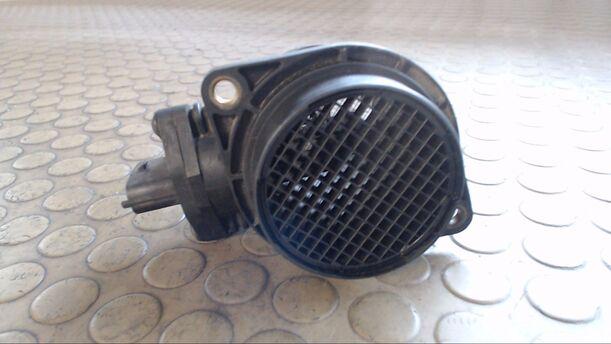 Foto: LUFTMASSENMESSER eines Alfa Romeo 147 1.9 JTD