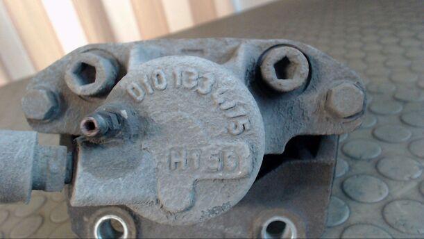Foto: BREMSSATTEL VORN LINKS eines Renault Twingo 1.5 dCi